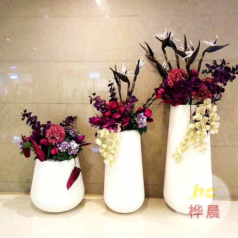 可乘坐的大型玻璃鋼花盆提升上海商場(chǎng)購物體驗(yàn)