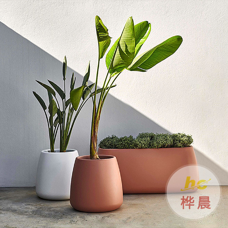 深圳玻璃鋼景觀雕塑是怎么做出來的呢？